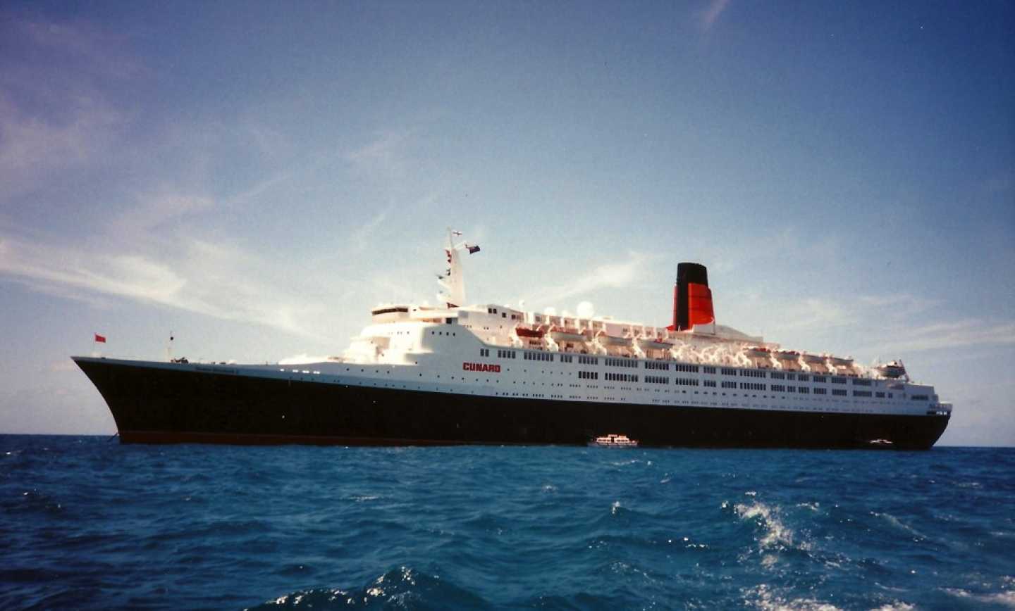 Лайнер Queen Elizabeth 2 интерьеры